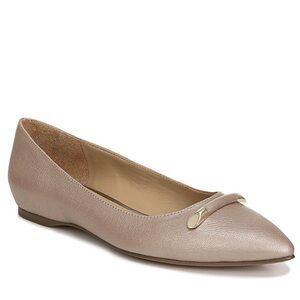 Naturalizer Sable Leather Flat Size 6 Champagne Metallic Beige